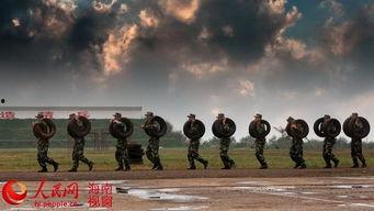 雪豹特战枪王在线观看,巅峰对决，热血激战